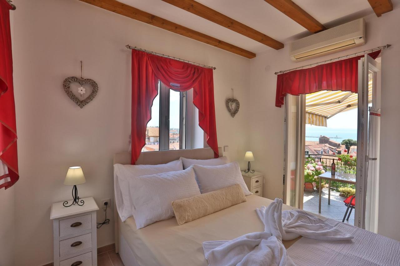 Apartments Angela With Old Town View 스플리트 외부 사진