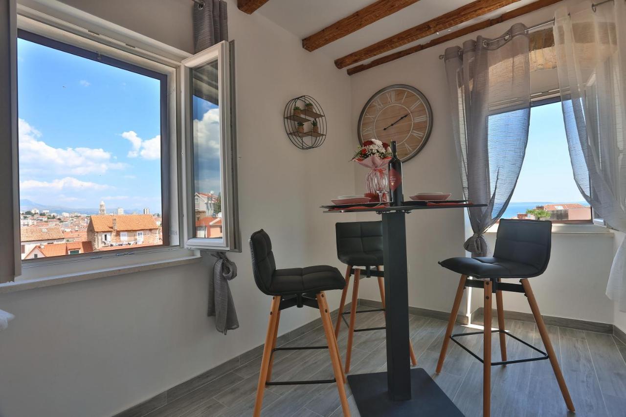 Apartments Angela With Old Town View 스플리트 외부 사진